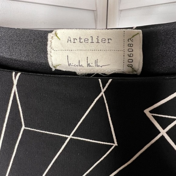 Nicole Miller Artelier Black Geometric Pattern Long Sleeve Dress Women's Size S - Picture 2 of 5